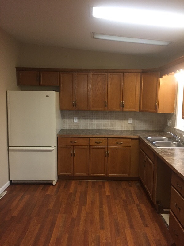 732 East Tyler Road Ithaca, MI 48847 - Photo 7 of 23 1844246-6.JPG