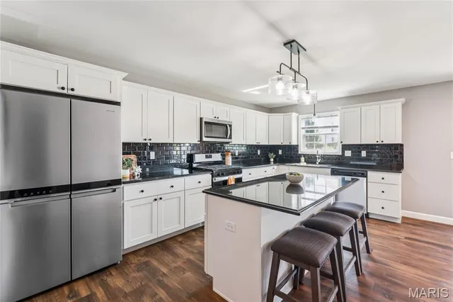 $499,900 | 708 Conner Circle, Fairview Heights, IL 62208