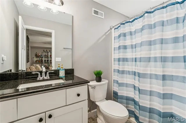 $499,900 | 708 Conner Circle, Fairview Heights, IL 62208