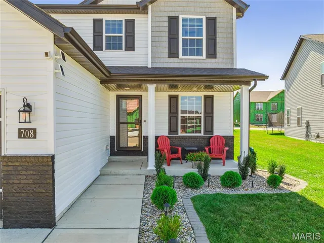 $499,900 | 708 Conner Circle, Fairview Heights, IL 62208