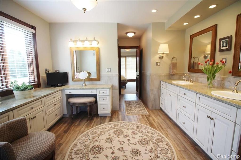 16163 Bak Road Belleville, MI 48111 - Photo 35 of 62