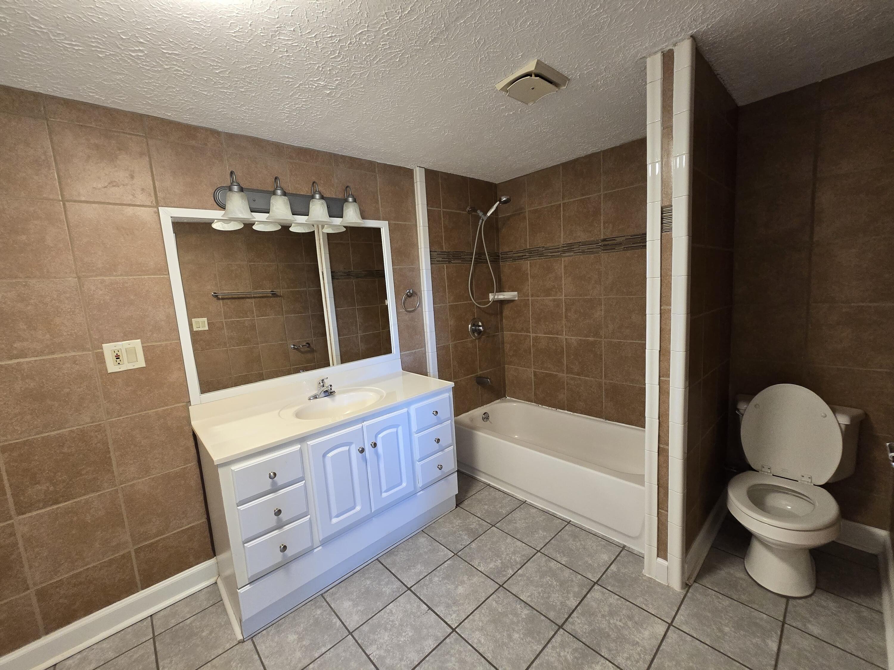 6140 Marysville Road, Unit B Ostrander, OH 43061 - Photo 13 of 29 IMG-20250717-WA0041