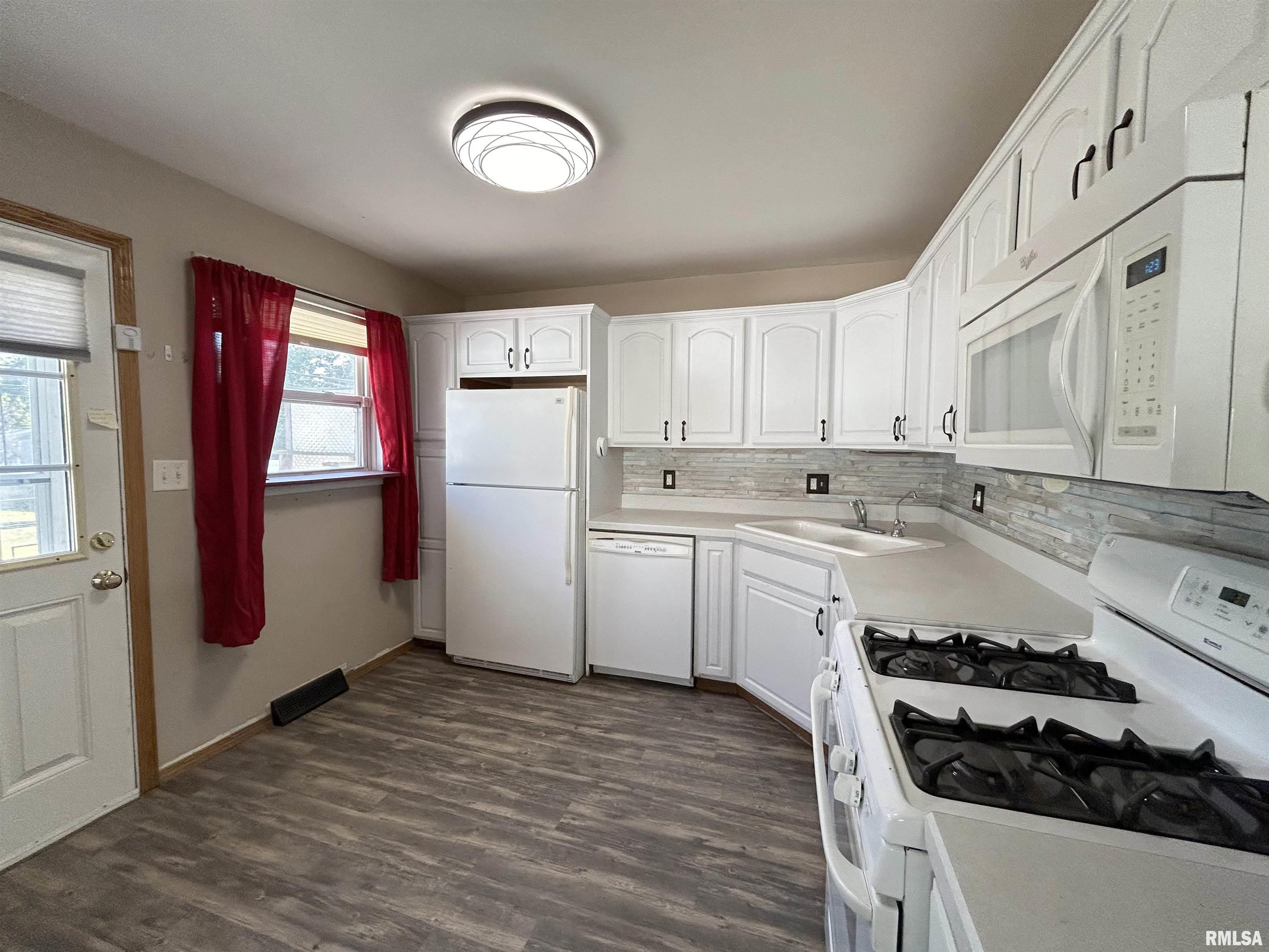 5426 North Ronald Road Peoria, IL 61614 - Photo 16 of 51 Gallery Image 16