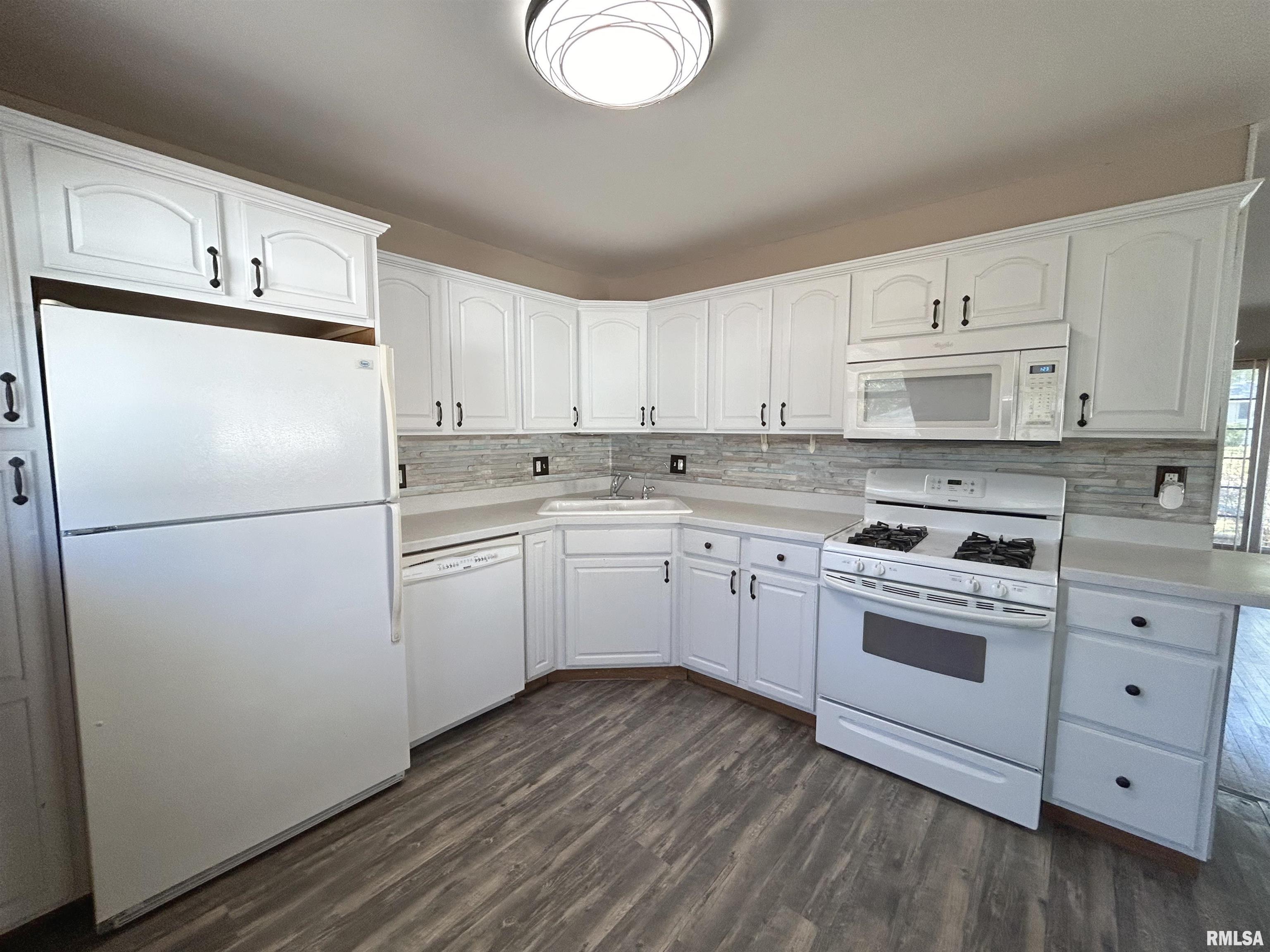 5426 North Ronald Road Peoria, IL 61614 - Photo 18 of 51 Gallery Image 18