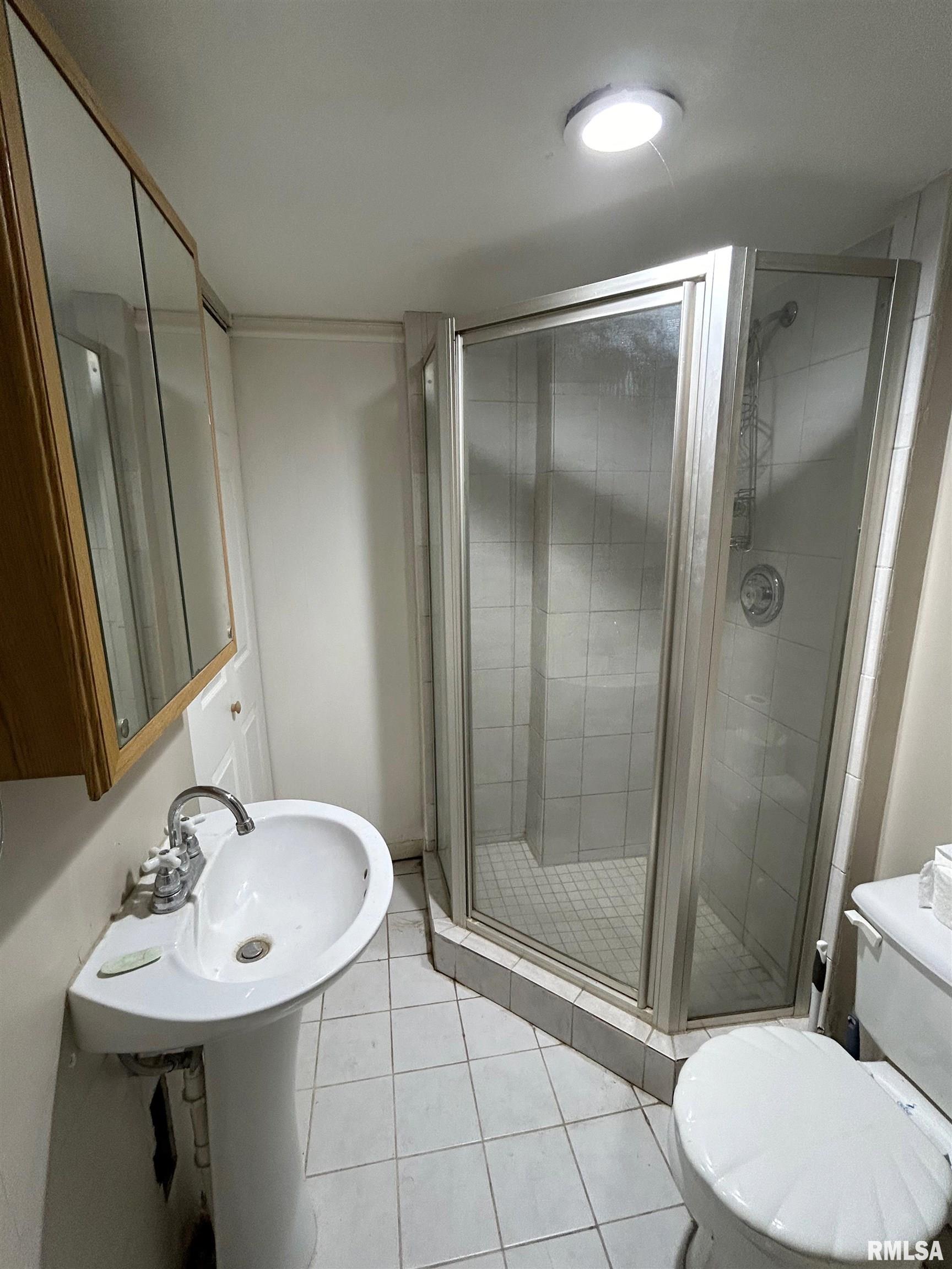 5426 North Ronald Road Peoria, IL 61614 - Photo 36 of 51 Gallery Image 36