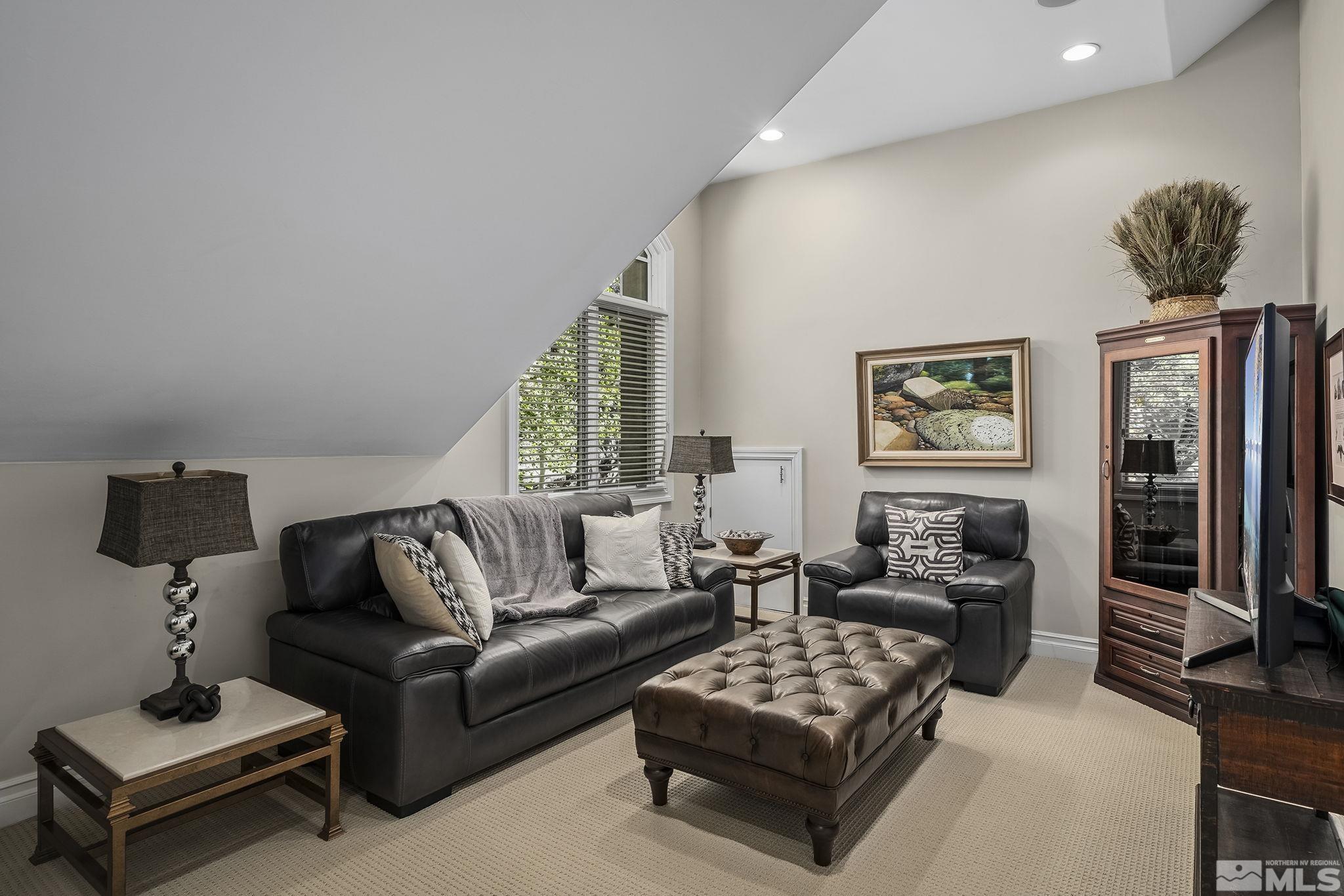 90 Hawken Road Reno, NV 89519 - Photo 30 of 40 a living room with furniture