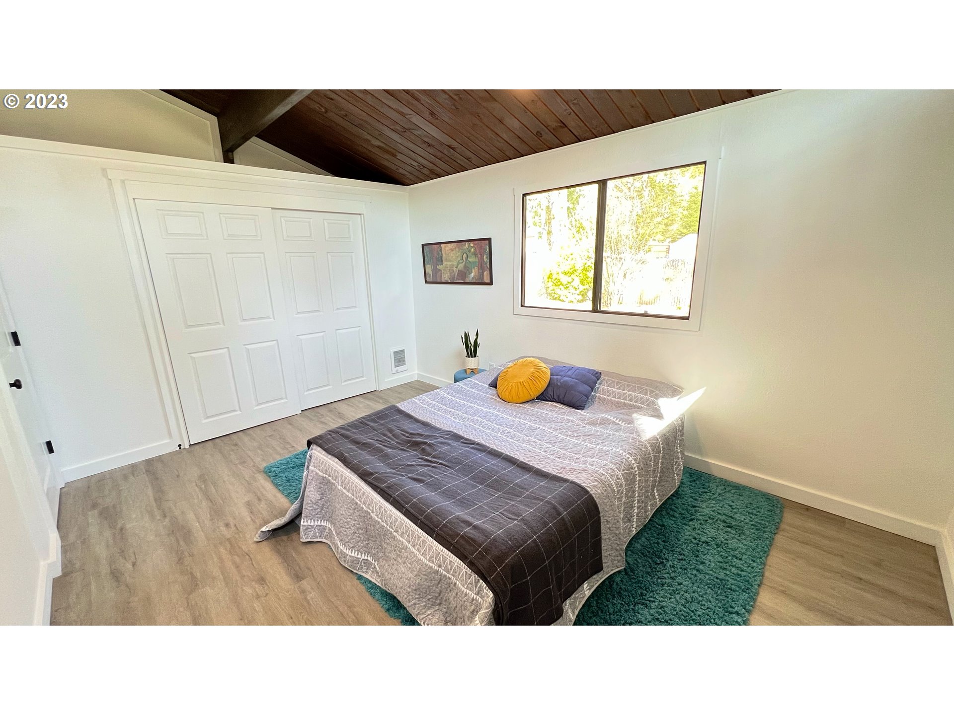 8515 Southwest Birch Street Portland, OR 97223 - Photo 17 of 30 Bedroom, Primary