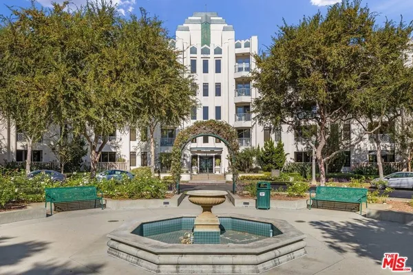 $1,199,000 | 5625 Crescent Parkway, Unit 324, Playa Vista, CA 90094