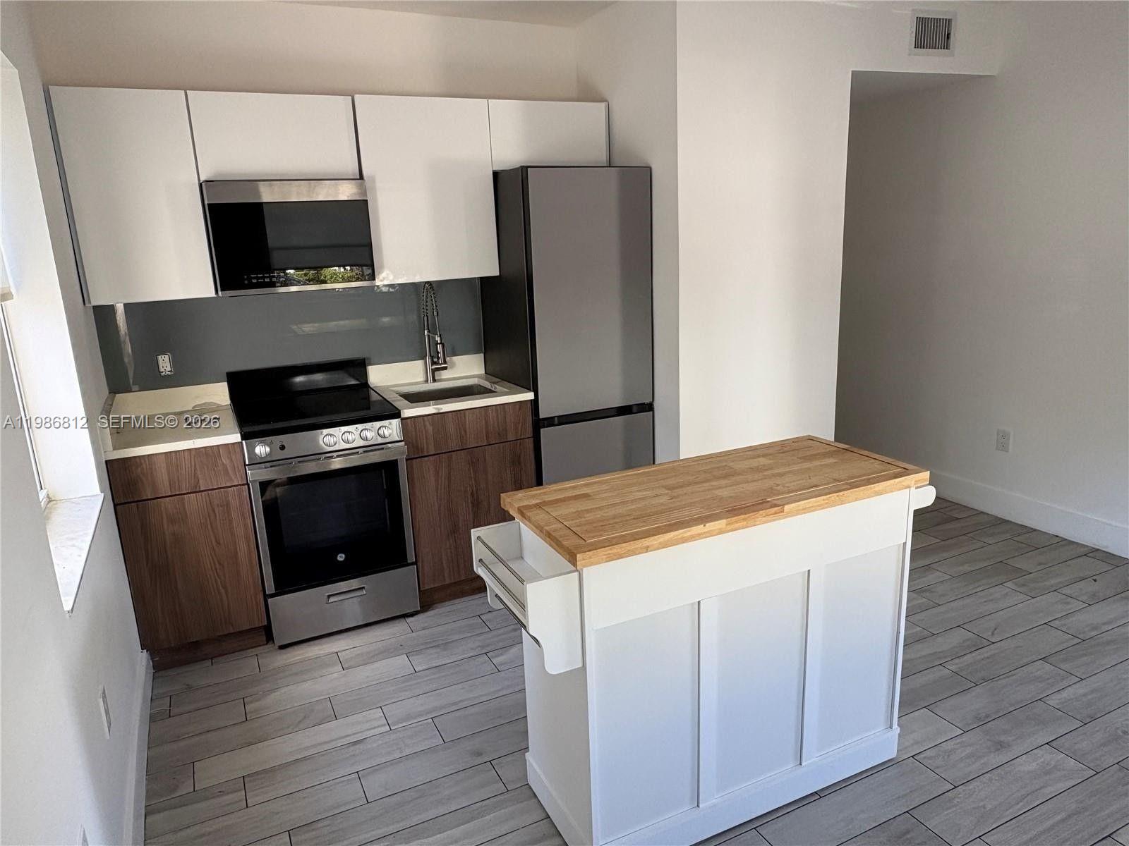 1000 7th Street, Unit 10 Miami Beach, FL 33139 - Photo 31 of 31