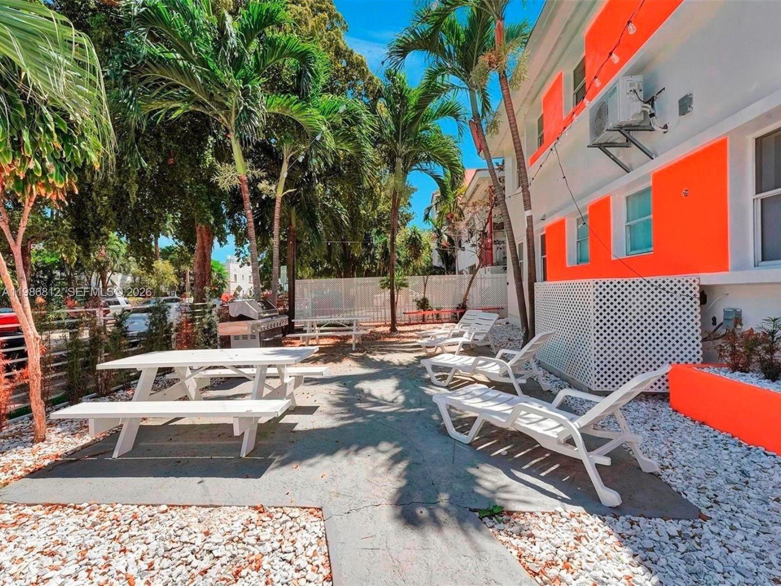 1000 7th Street, Unit 10 Miami Beach, FL 33139 - Photo 9 of 31