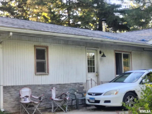$229,000 | 27812 North Karrick Road, Glasford, IL 61533