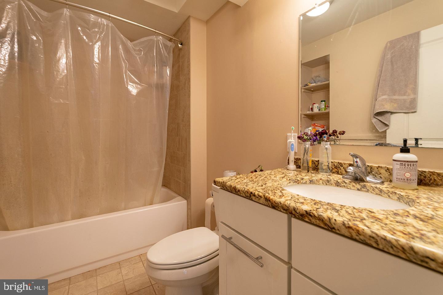 1501 Locust Street, Unit 803 Philadelphia, PA 19102 - Photo 5 of 12