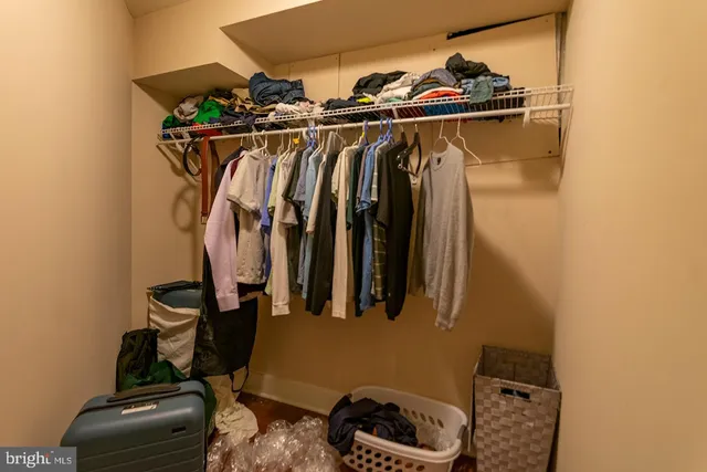 $4,195 | 1501 Locust Street, Unit 803, Philadelphia, PA 19102