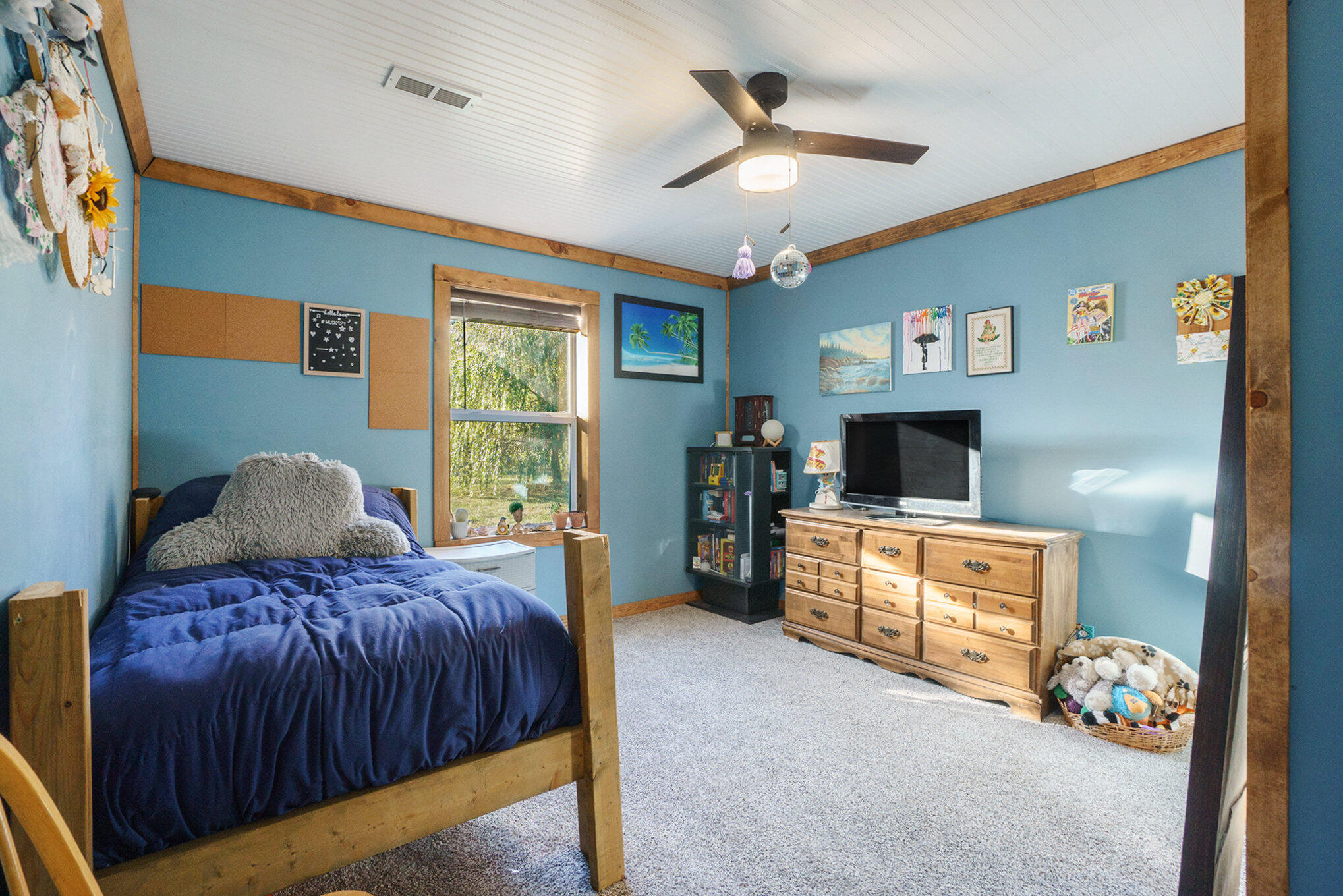 10225 Summit City Road Kingsley, MI 49649 - Photo 30 of 60 Bedroom 2