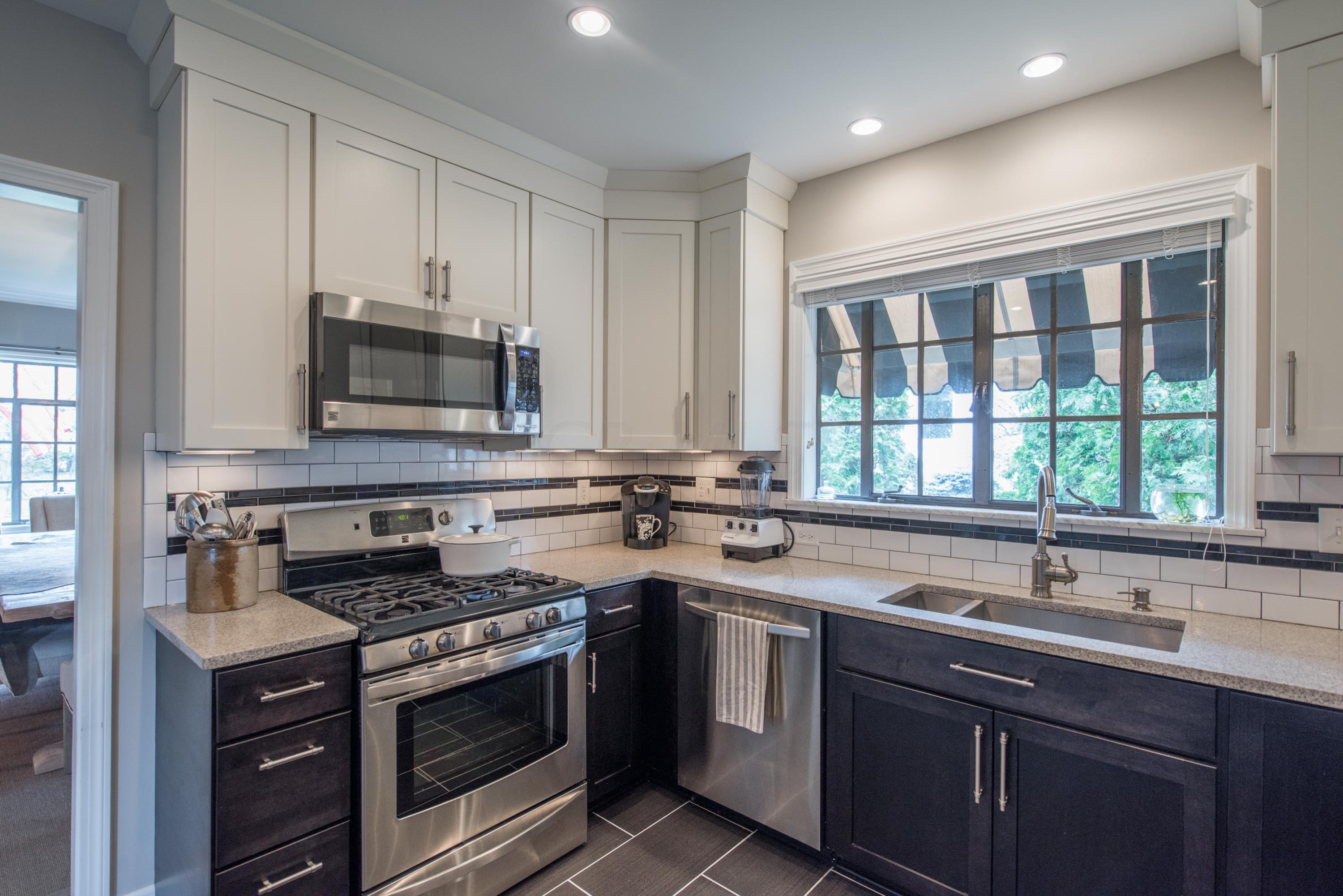 2714 Bryden Road Columbus, OH 43209 - Photo 12 of 41