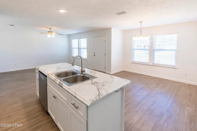 $245,000 | 4942 Oak Avenue, Youngstown, FL 32466