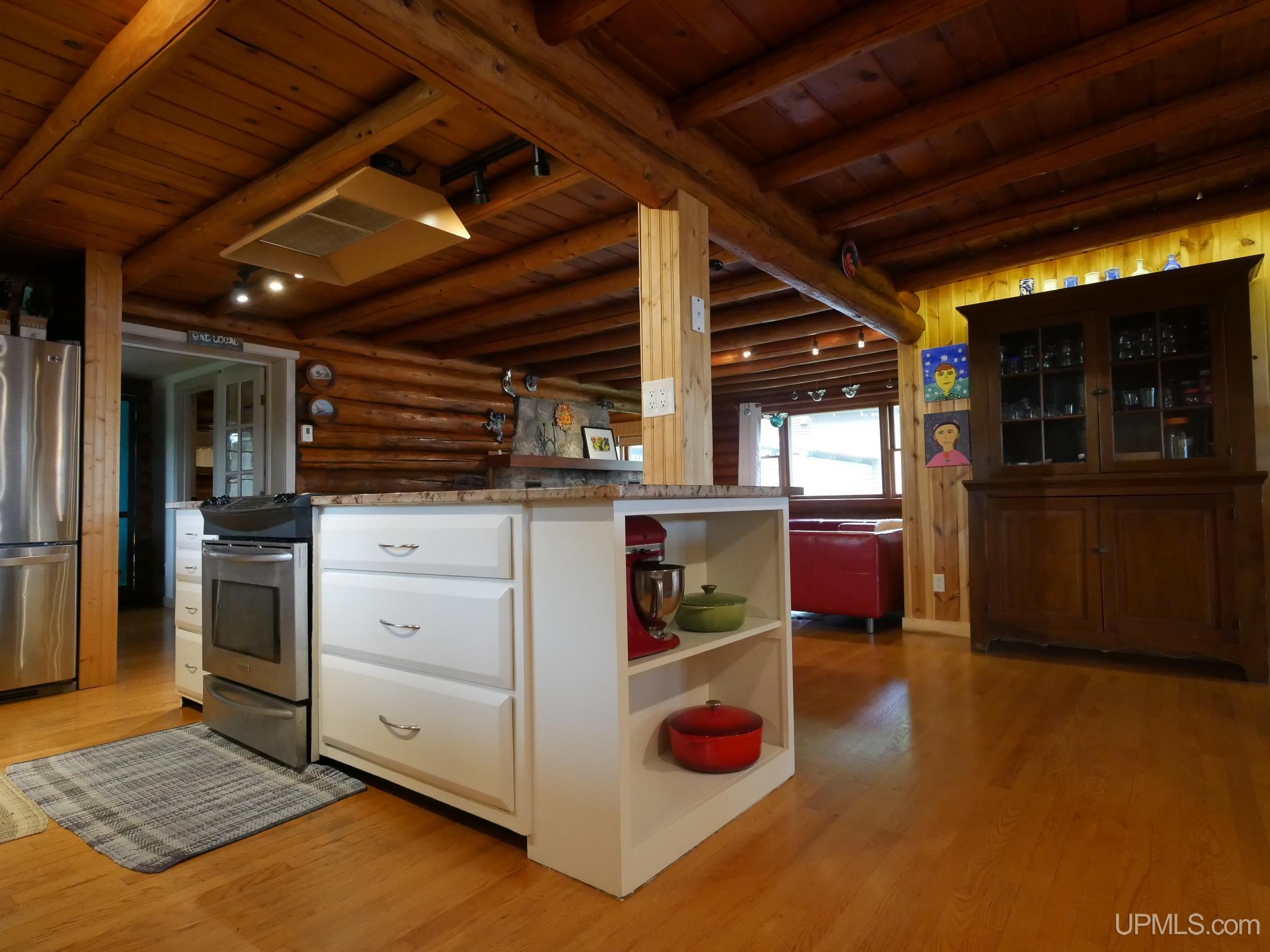 41717 Half Moon Beach Road Chassell, MI 49916 - Photo 10 of 98