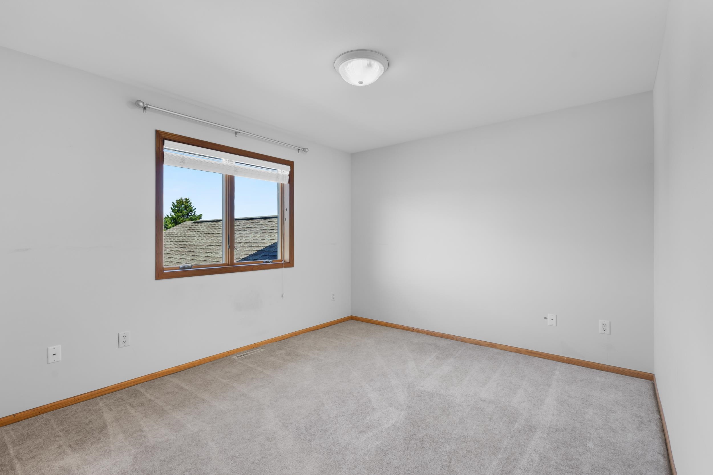 1014 South Perry Parkway Oregon, WI 53575 - Photo 21 of 30