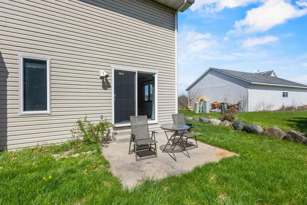 $349,900 | 1014 South Perry Parkway, Oregon, WI 53575