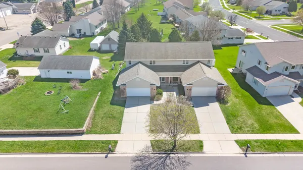 $349,900 | 1014 South Perry Parkway, Oregon, WI 53575