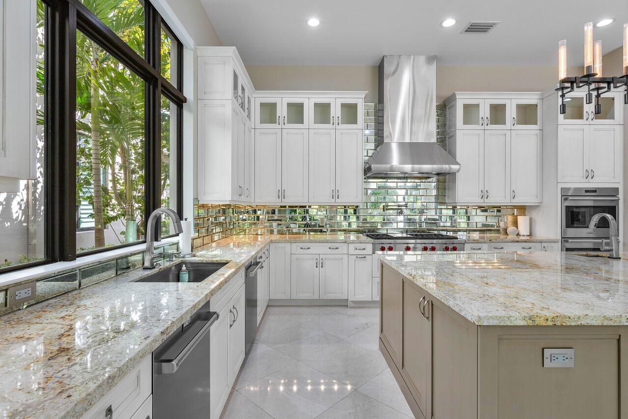 17598 Cadena Drive Boca Raton, FL 33496 - Photo 8 of 69 016-17598CadenaDrive-BocaRaton-FL-33496-