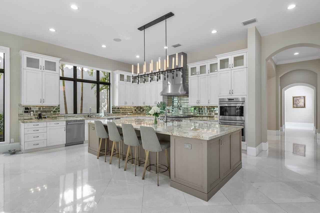 17598 Cadena Drive Boca Raton, FL 33496 - Photo 9 of 69 015-17598CadenaDrive-BocaRaton-FL-33496-