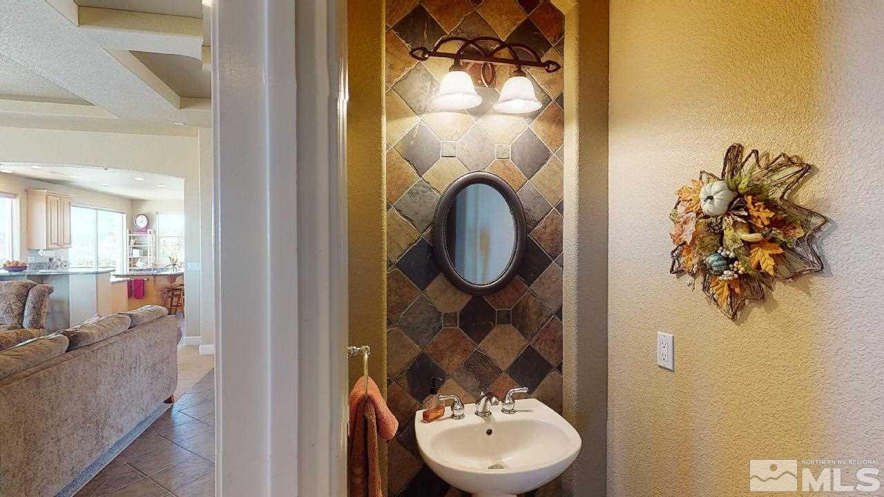 5860 Cour Saint Michelle Reno, NV 89511 - Photo 11 of 38 Photo 11