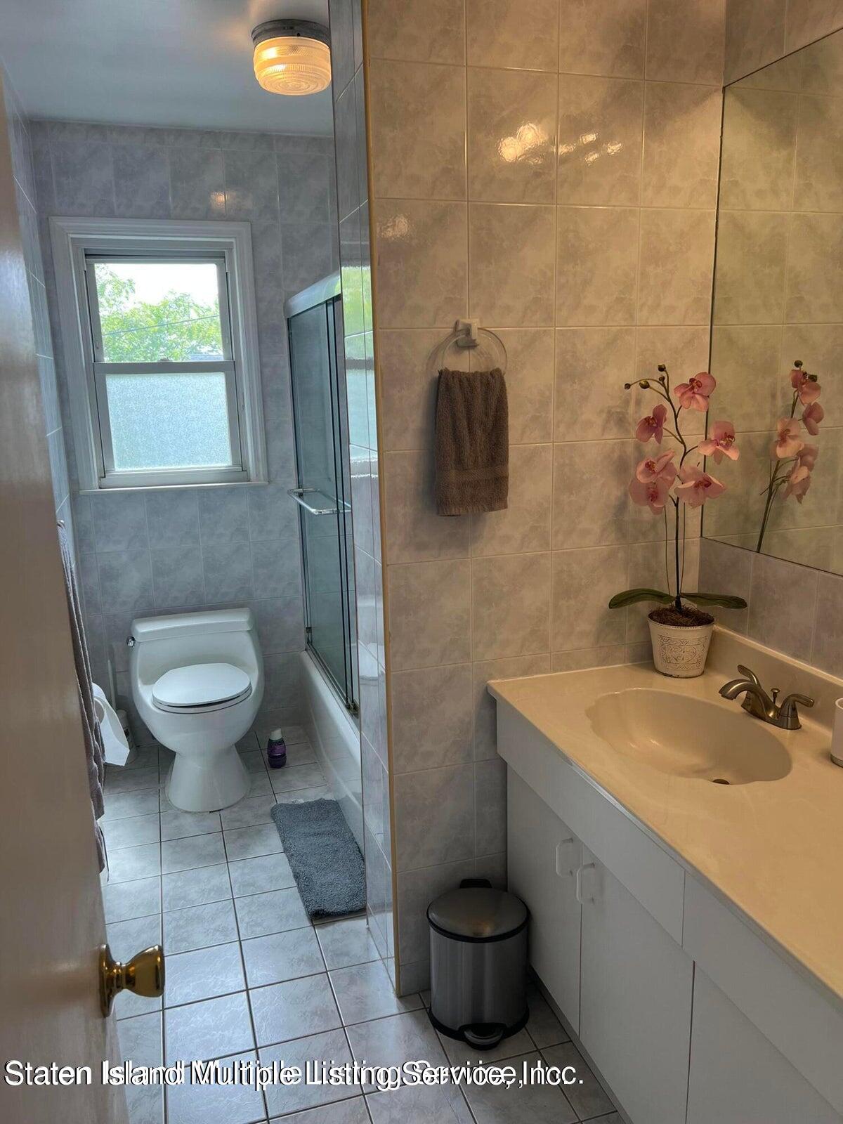 263 Getz Avenue Staten Island, NY 10312 - Photo 14 of 31 14