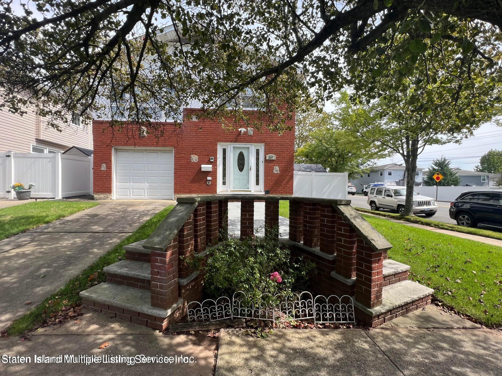 263 Getz Avenue Staten Island, NY 10312 - Photo 2 of 31 2