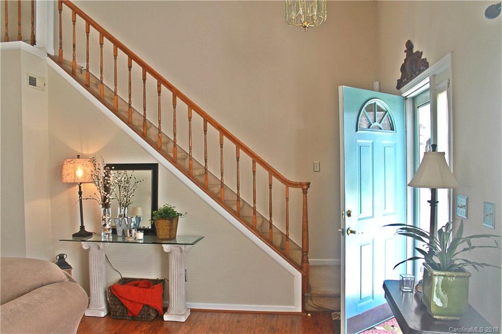 9508 Oren Thompson Road Charlotte, NC 28213 - Photo 2 of 25 Gallery Image 2