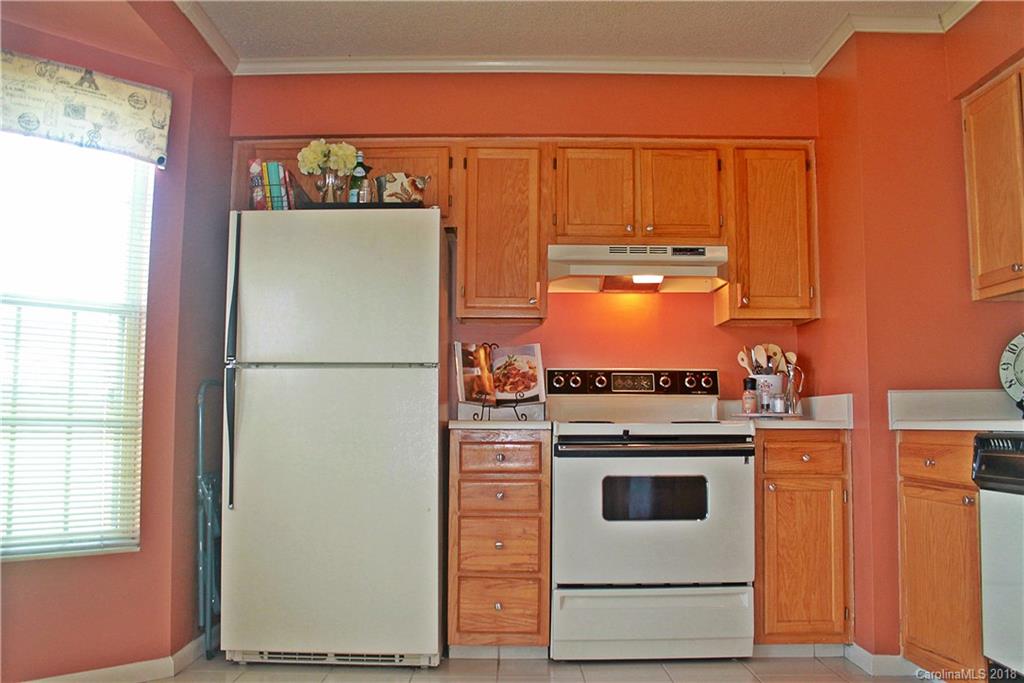 9508 Oren Thompson Road Charlotte, NC 28213 - Photo 12 of 25 Gallery Image 12