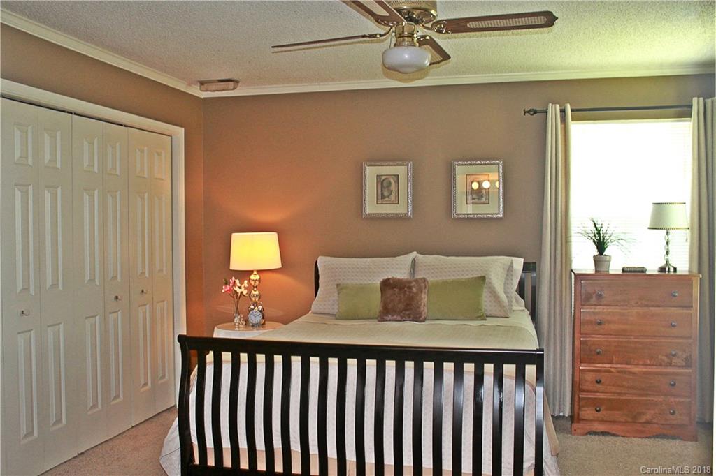 9508 Oren Thompson Road Charlotte, NC 28213 - Photo 16 of 25 Gallery Image 16