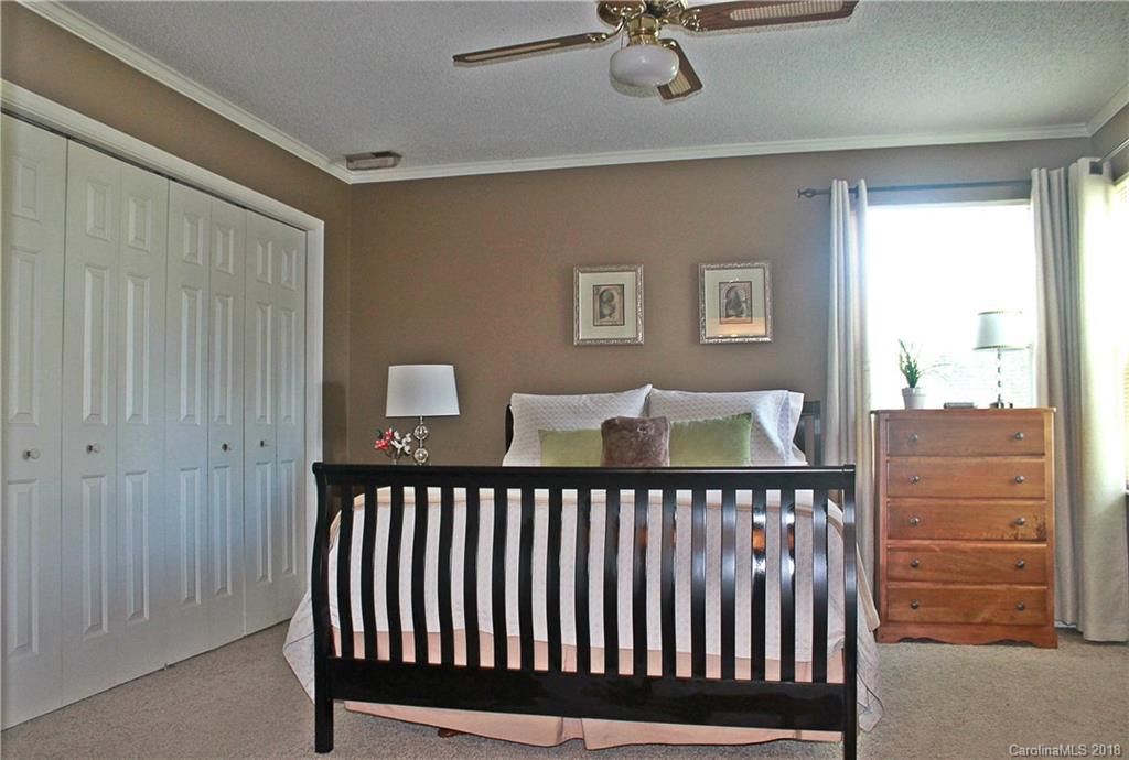 9508 Oren Thompson Road Charlotte, NC 28213 - Photo 17 of 25 Gallery Image 17