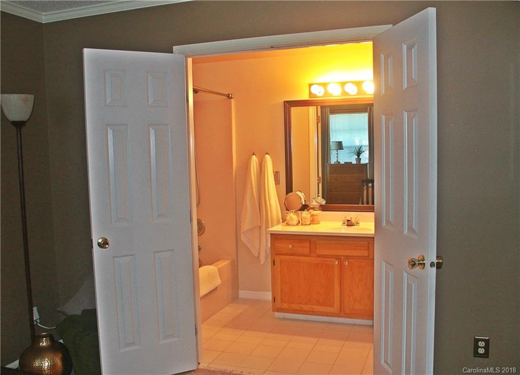 9508 Oren Thompson Road Charlotte, NC 28213 - Photo 18 of 25 Gallery Image 18