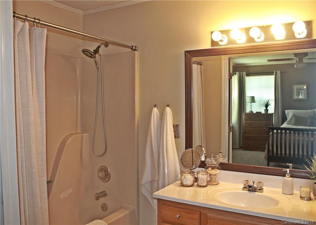 9508 Oren Thompson Road Charlotte, NC 28213 - Photo 19 of 25 Gallery Image 19