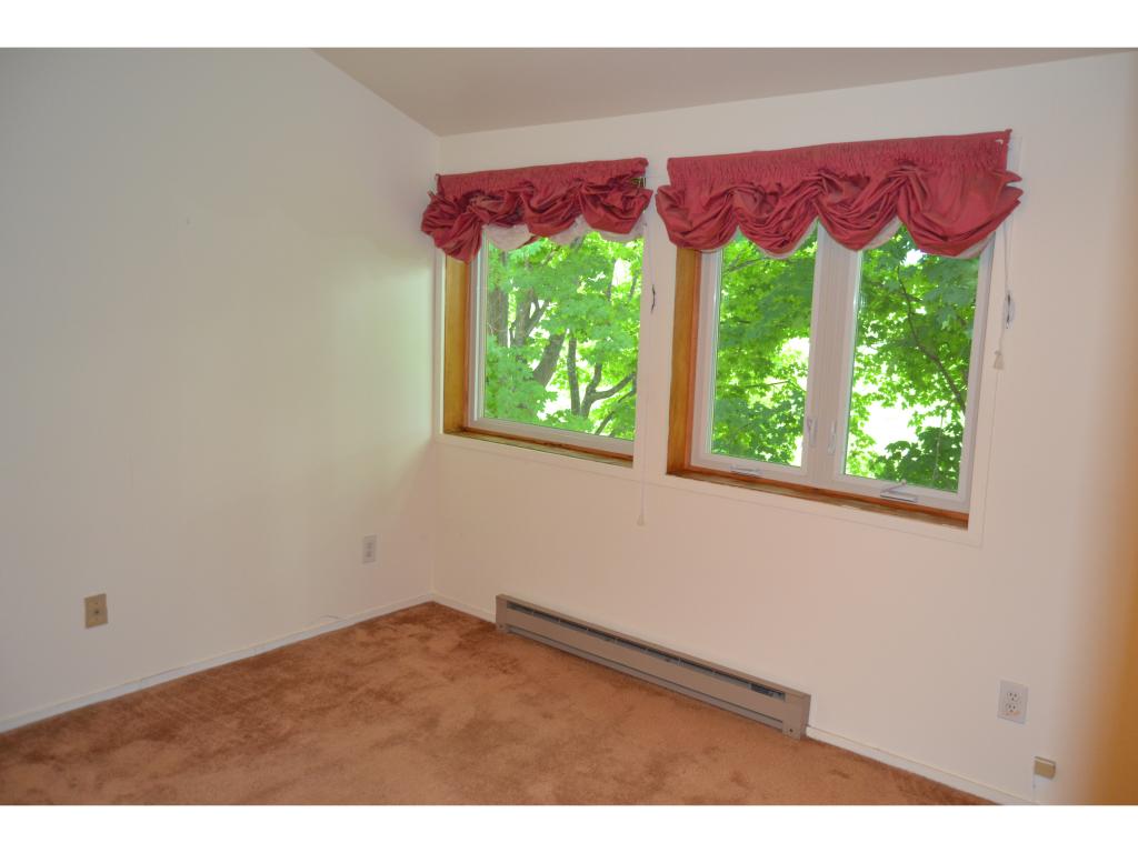 5711 East Warren Road Warren, VT 05674 - Photo 17 of 29