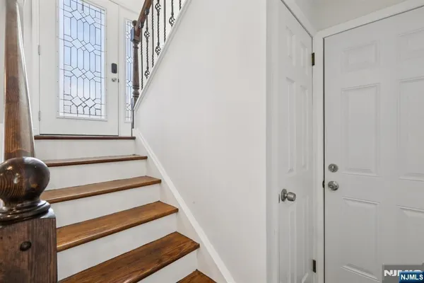 $559,000 | 36 Musconetcong Avenue, Hopatcong, NJ 07843