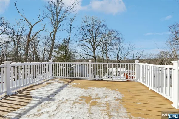 $559,000 | 36 Musconetcong Avenue, Hopatcong, NJ 07843