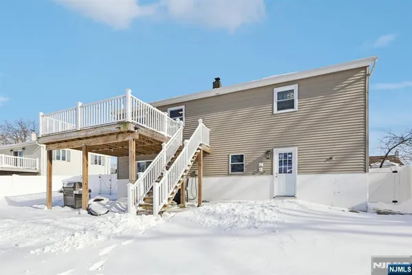 $559,000 | 36 Musconetcong Avenue, Hopatcong, NJ 07843