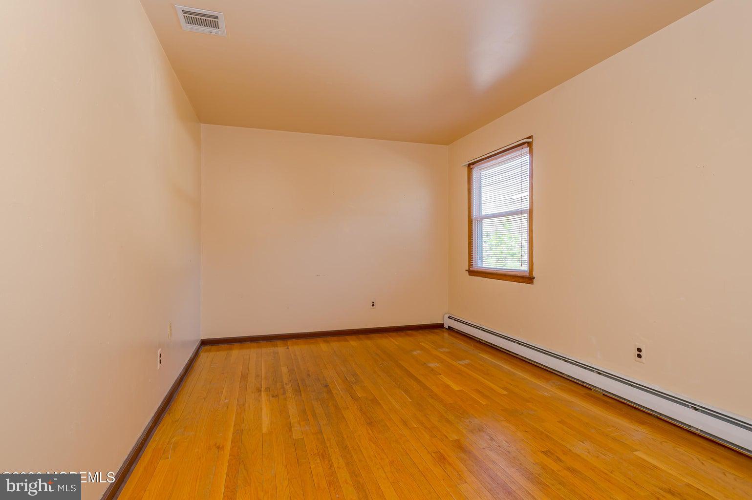 878 Green Valley Road Jackson, NJ 08527 - Photo 16 of 38 Gallery Image 16