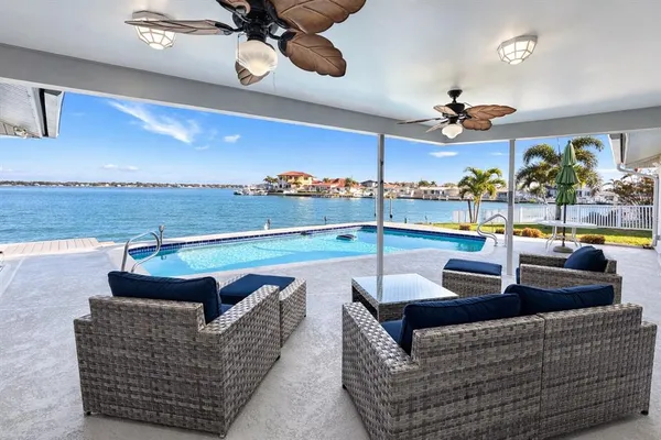 $10,000 | 615 Harbor Island, Clearwater Beach, FL 33767