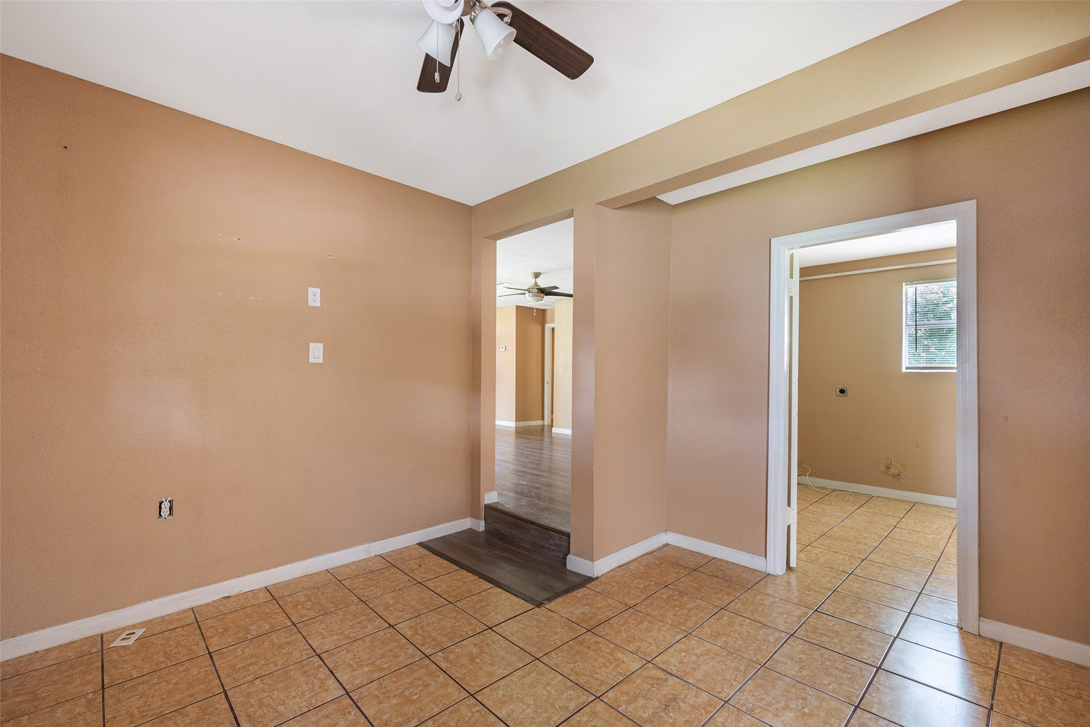 202 Norview Drive Houston, TX 77022 - Photo 17 of 24
