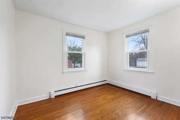 $550,000 | 92 Hickory Street, Dumont, NJ 07628