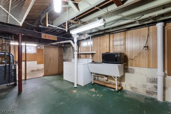 $550,000 | 92 Hickory Street, Dumont, NJ 07628