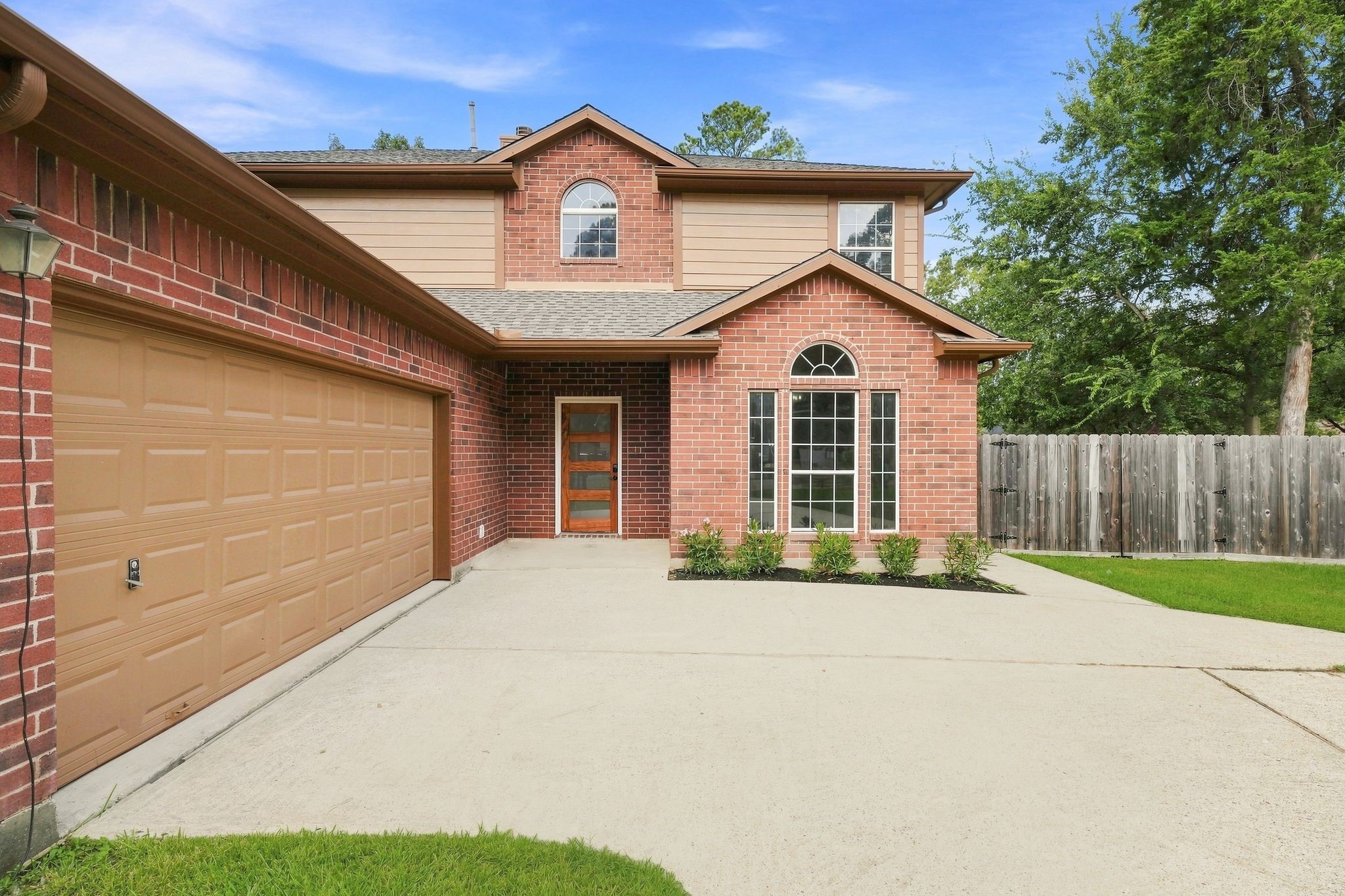 22907 Squirrel Tree Street Spring, TX 77389 - Photo 4 of 49 Gallery Image 4