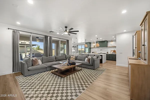 $1,199,000 | 14 West Blue Ridge Way, Chandler, AZ 85248