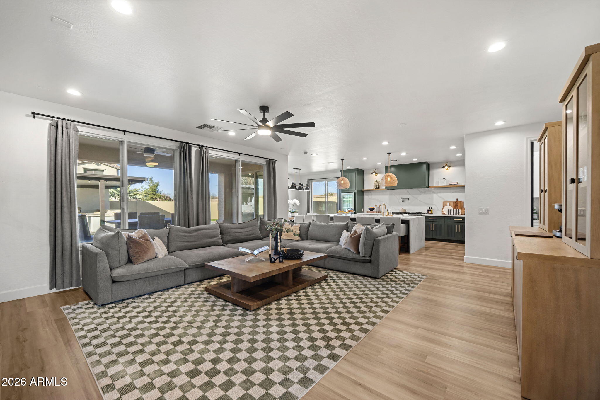 14 West Blue Ridge Way Chandler, AZ 85248 - Photo 18 of 61 6-web-or-mls-14-w-blue-ridge-way