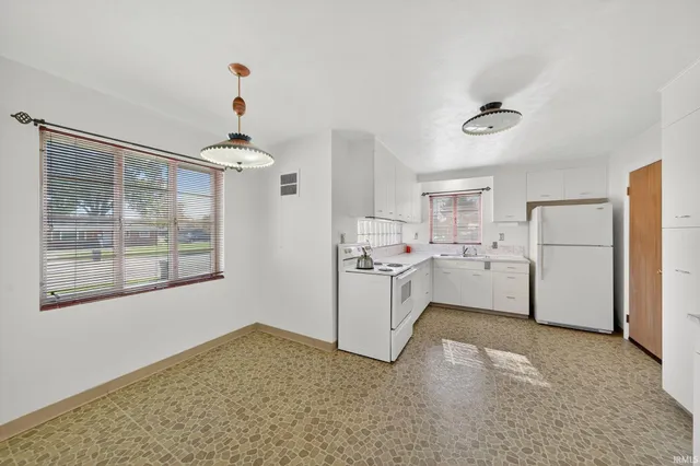 $234,900 | 231 North Ironwood Drive, South Bend, IN 46615