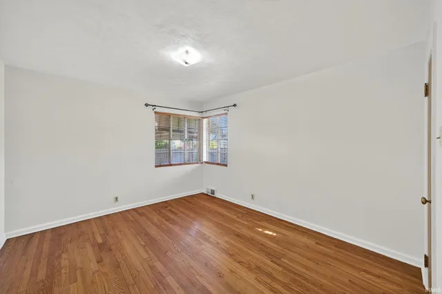 $234,900 | 231 North Ironwood Drive, South Bend, IN 46615