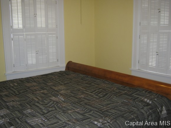 208 South English Avenue Springfield, IL 62704 - Photo 17 of 23 Gallery Image 17